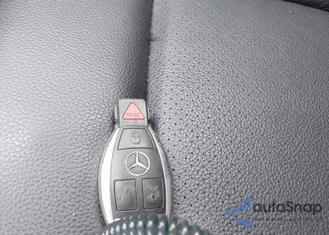 2012 Mercedes-Benz E 350 4Matic из США, поврежденный, VIN WDDHH8JB5CA584152